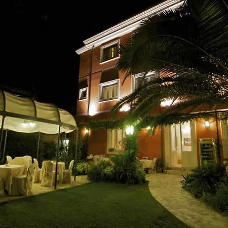 Hotel Viscardo 4*