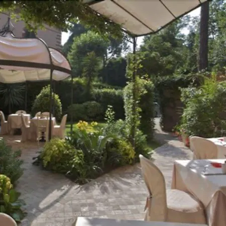 维斯卡尔多酒店 酒店 4*