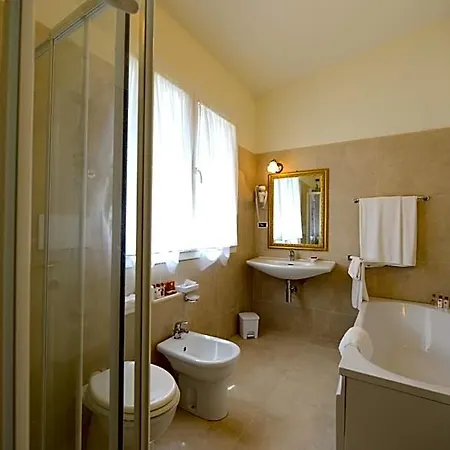 Viscardo Hotel