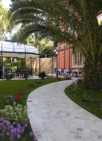 Hotell Viscardo 4*
